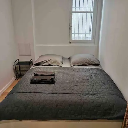 Appartement Studio Au Centre De Montpellier, Tram & Wifi *